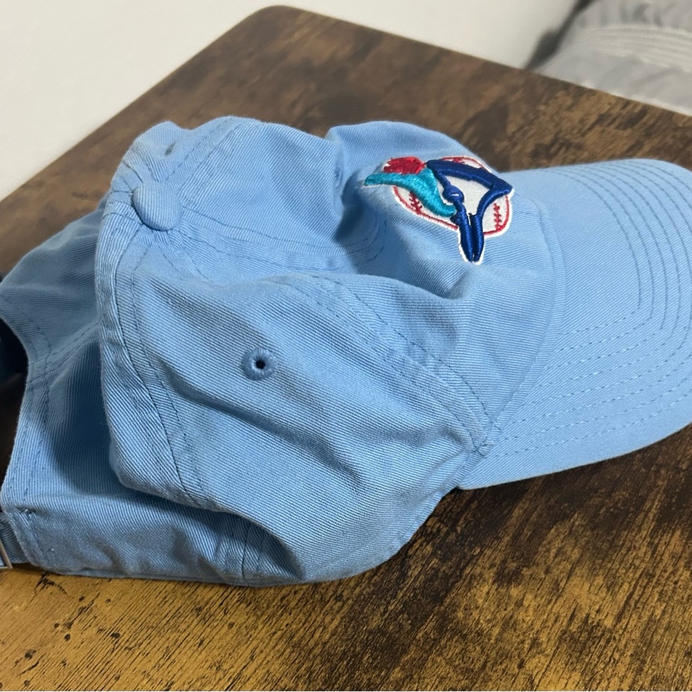 Baby Blue Toronto Blue Jays Baseball Cap - Picture 4 of 7